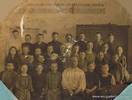 Школьная фотография.с. Красный Яр. Фото 1928/29 г. На снимке (слева направо) пятая во втором ряду сверху - Отт Альма Яковлевна (№ 6).