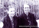 с. Красный Яр. Фото 1968 г. Амалия Беллер (слева) (№ 99) и Екатерина Вазингер (дев. фам. Беллер, в замужестве Фриц, позже Вазингер) (№ 25a).
