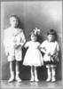 Дети Б.К. Миллера.На фото слева направо: Игорь (Igor, род. 1907), двойня - Марианна (Marianne, род. 1910) и Борис (Boris, род. 1910).