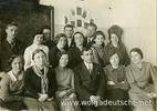 Группа студентов и преподавателей Немпединститута.Фото 1939 г.

Оборотная сторона фото:
