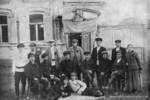 Работники почты села Зельман. Фото 1924 г.На фото стоит третий справа Дитцель Амбросиус (Ditzel Ambrosius, 1898-1957).