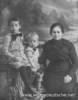 Доротея Эмилия Кениг (Фишер) с внуками,Владимиром (отец Виктории Кениг) и Леопольдом.Саратов. Фото 1913 г.