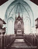 Алтарь лютеранской кирхи в немецкой колонии Гнадентау.Inner der Kirche mit neugotischem Altar in Gnadentau.