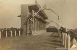 Строительство шлюзового моста через реку Еруслан у с. Гнадентау. Фото 1928 г.